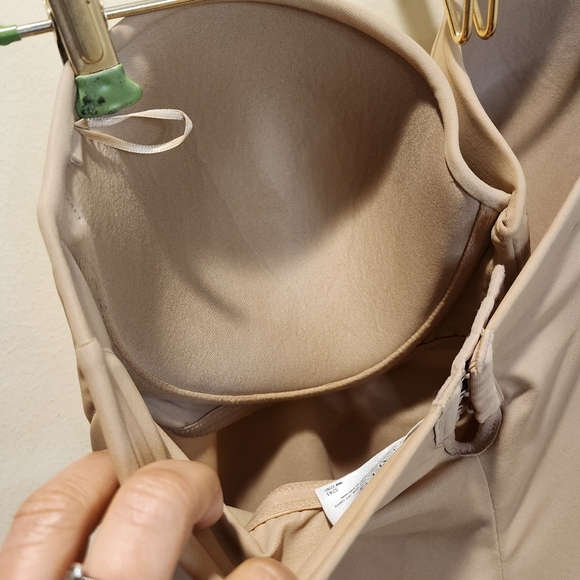 Flexees Tan Strapless Shapewear Slimmer Size 38D - Picture 9 of 12